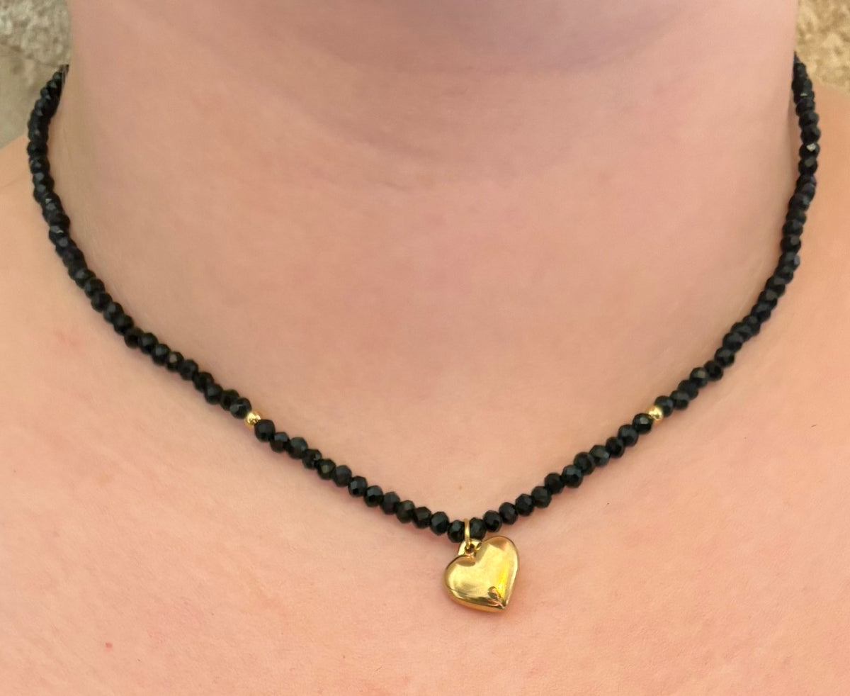 Collier ava
